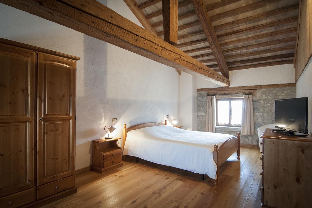 Agriturismo Sant'Egidio อากวีเลยา ภายนอก รูปภาพ