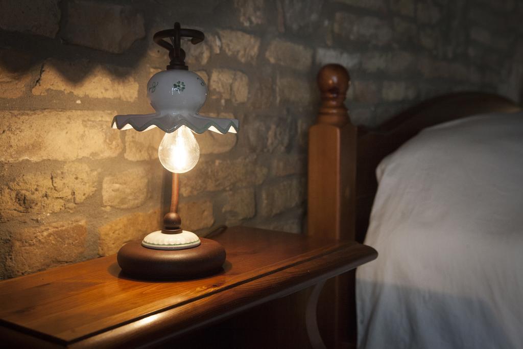 Agriturismo Sant'Egidio อากวีเลยา ภายนอก รูปภาพ