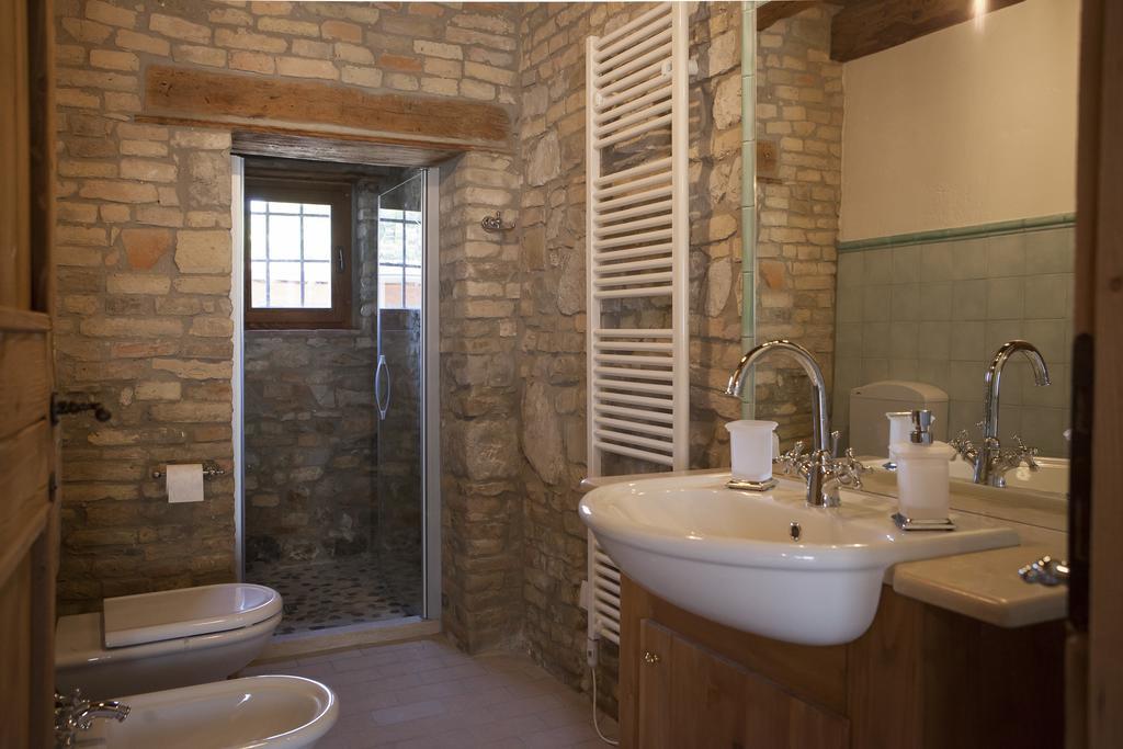 Agriturismo Sant'Egidio อากวีเลยา ภายนอก รูปภาพ